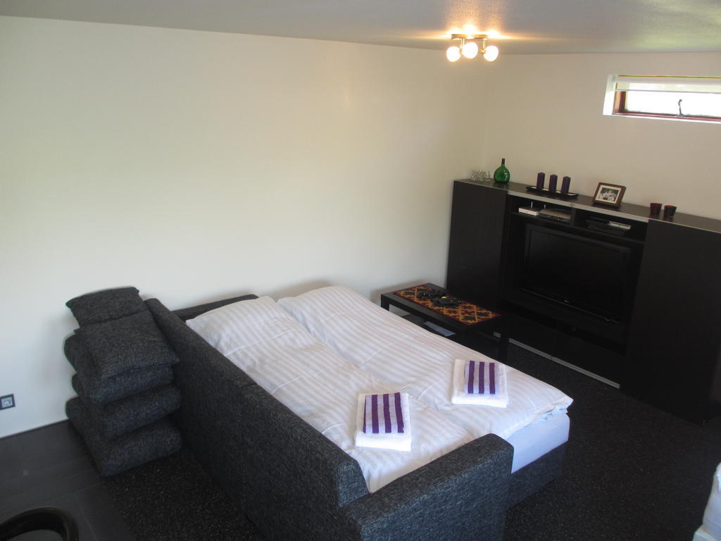 Ártún Apartment Höfn Quarto foto