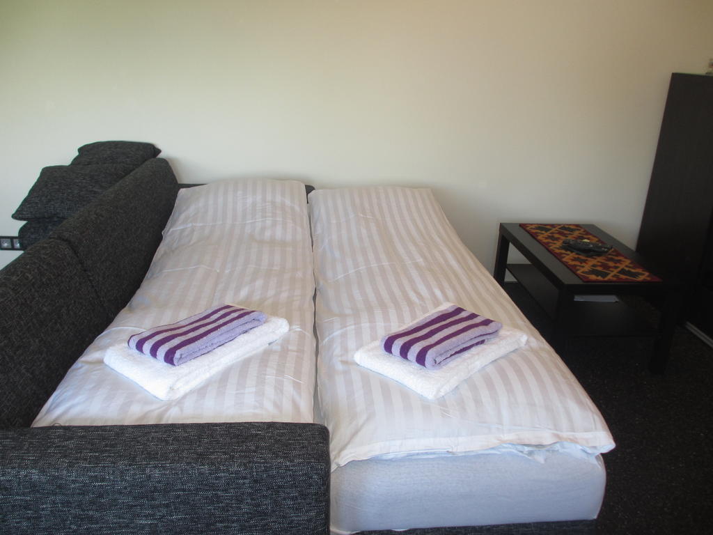 Ártún Apartment Höfn Quarto foto